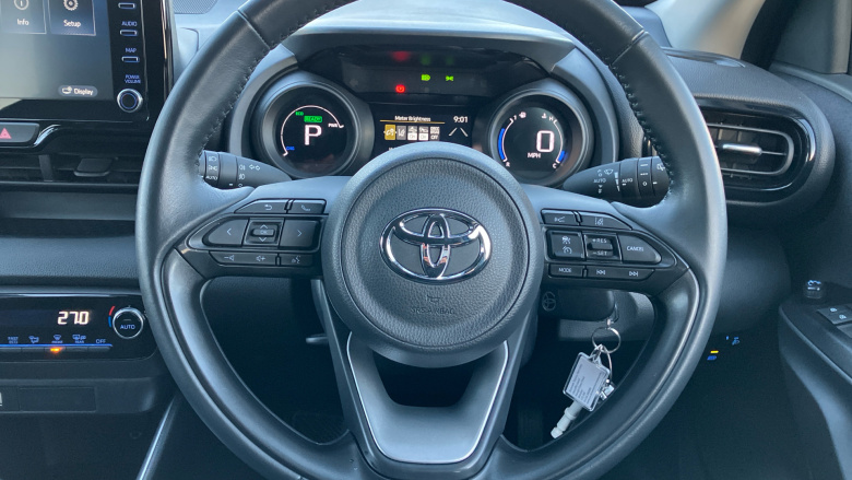 Toyota Yaris 1.5 Hybrid Design 5dr CVT Hybrid Hatchback